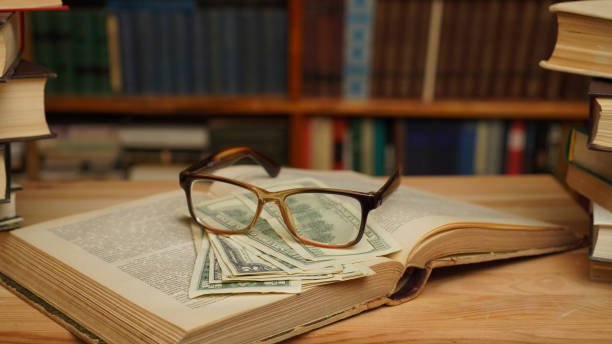 Make Money by Reading Books